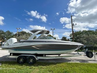 29' Crownline 2024 Yacht For Sale